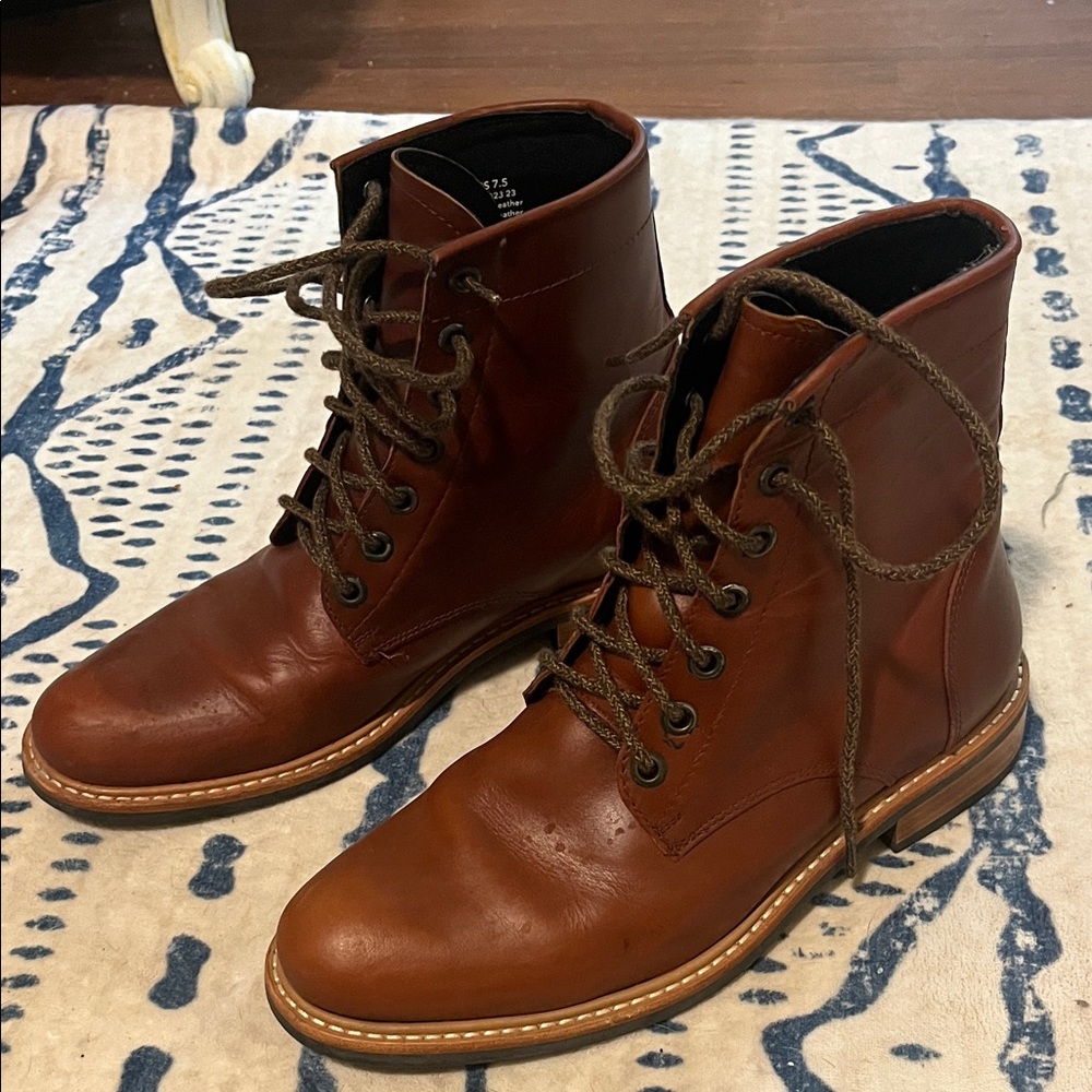 Classic Brown Leather Lace-Up Ankle Boots for Women